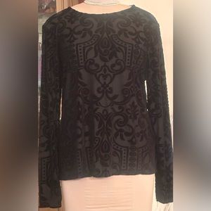 Fashion 2 Figure Decorative Top